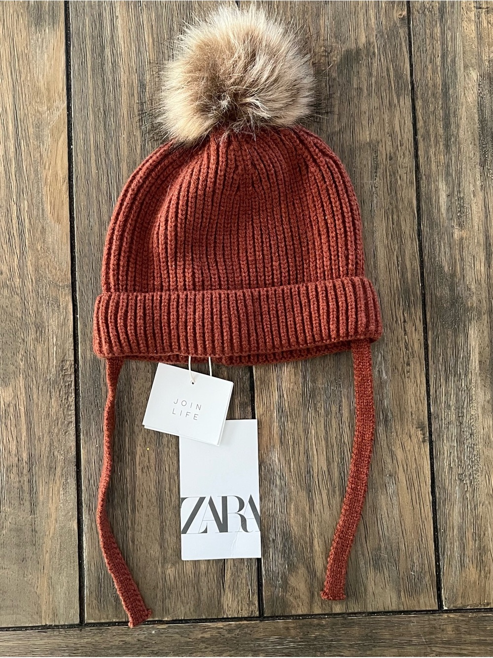 Zara Kids Rust Knit Pom Pom Beanie with Ear Ties size 3-5 yrs NWT